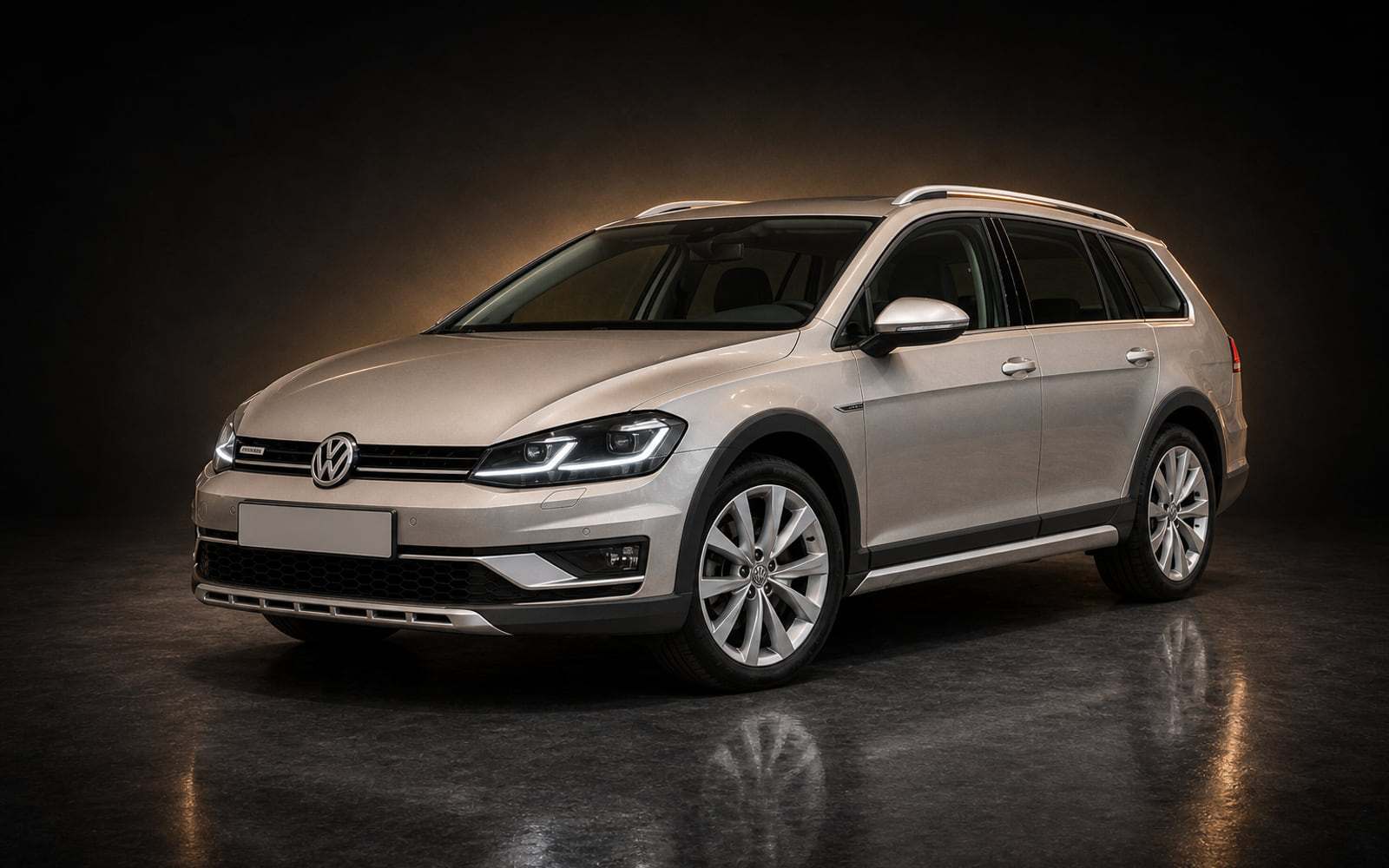 VW Golf Alltrack под наем във Враца — изглед отпред
