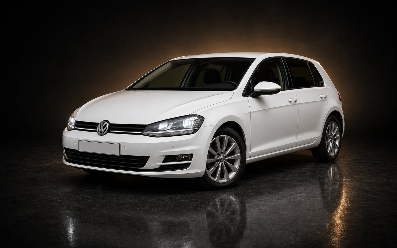 VW Golf под наем във Враца — изглед отпред